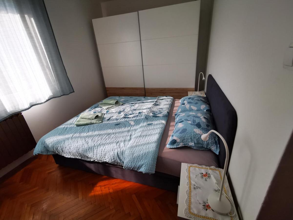 Apartma Patrik โคบาริด ภายนอก รูปภาพ
