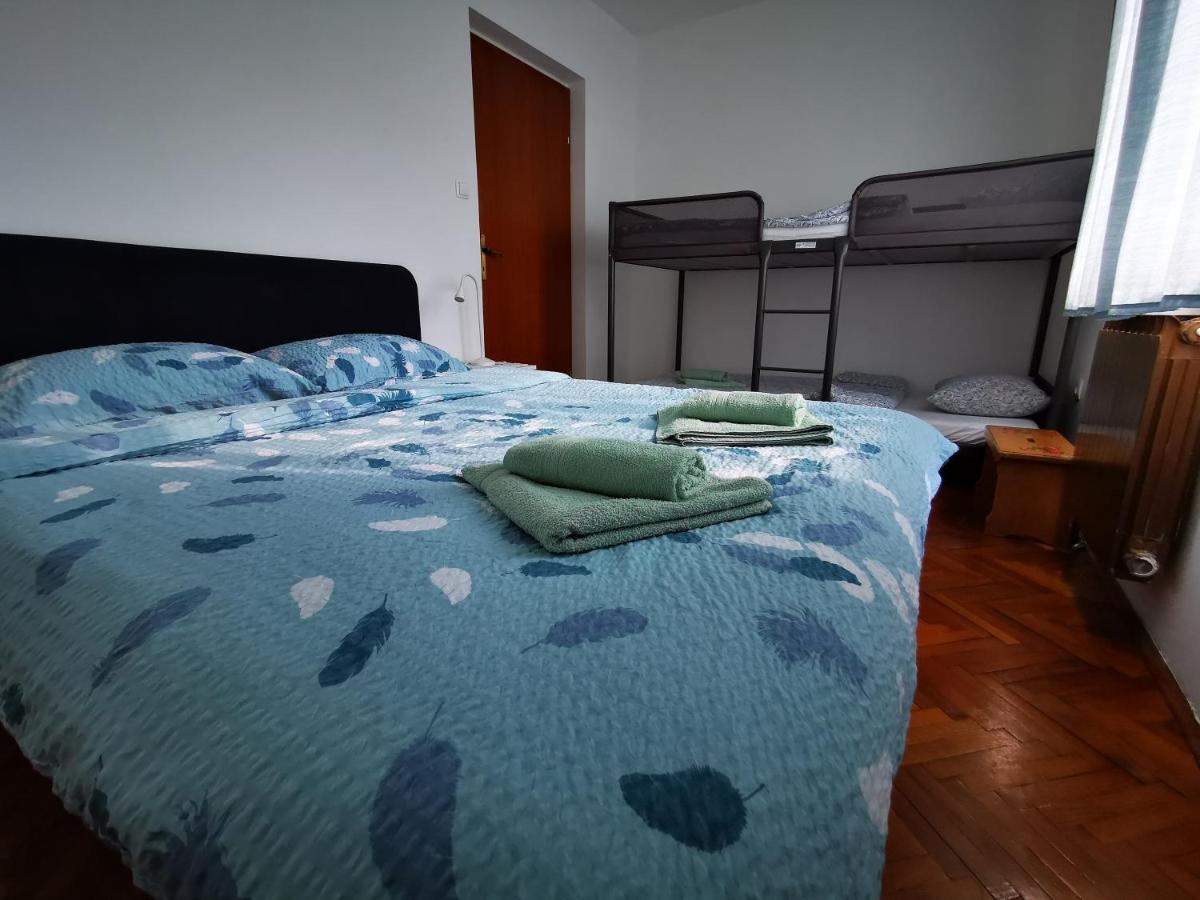 Apartma Patrik โคบาริด ภายนอก รูปภาพ