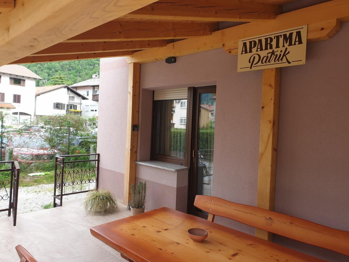 Apartma Patrik โคบาริด ภายนอก รูปภาพ
