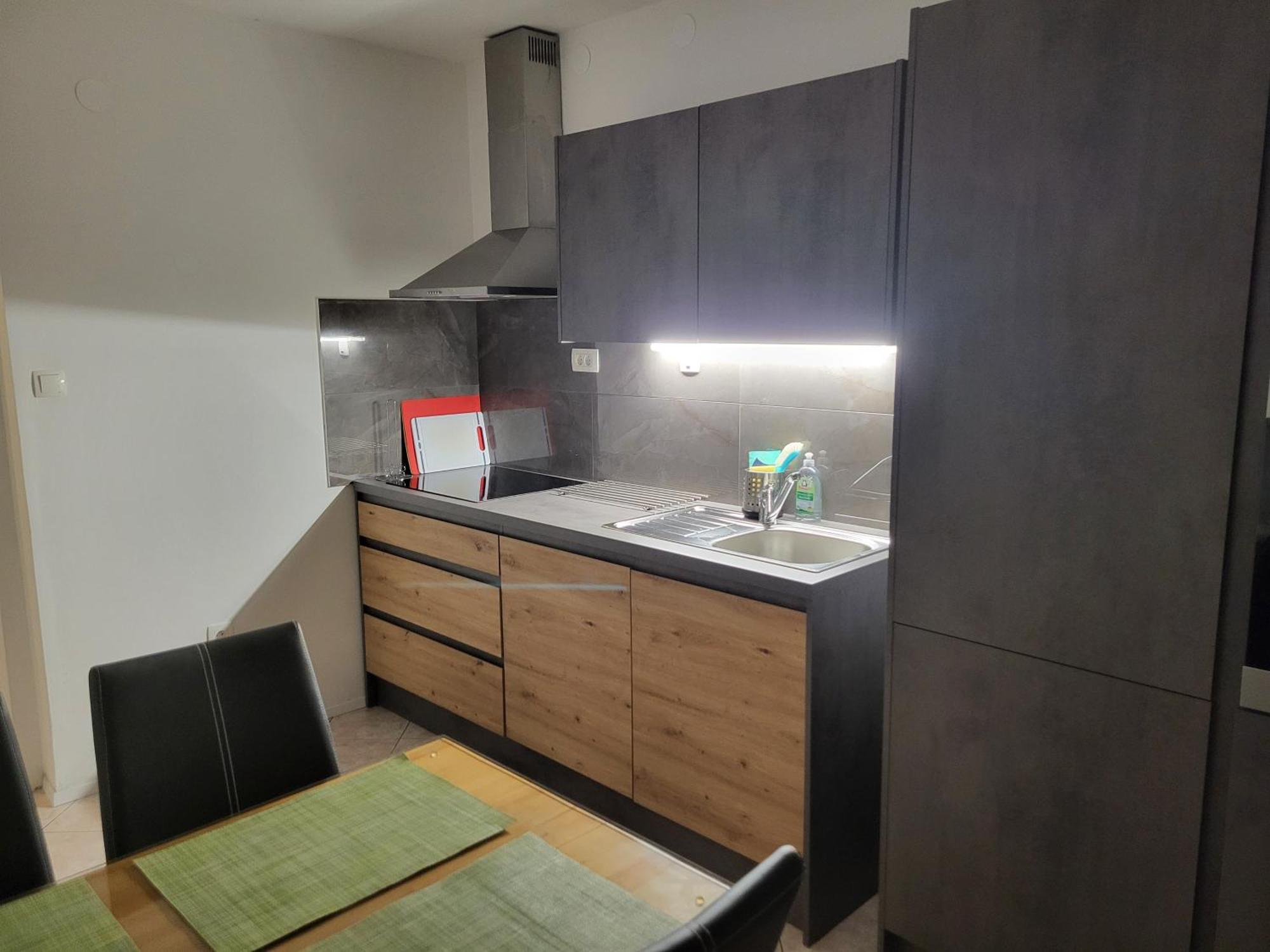 Apartma Patrik โคบาริด ภายนอก รูปภาพ